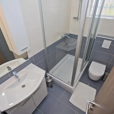 Vucetic Апартаменты Хвар