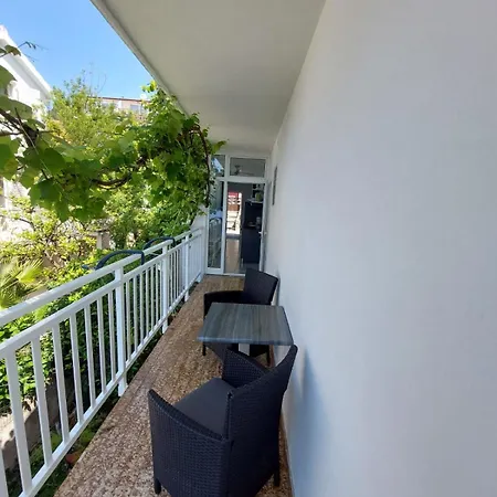 Vucetic Апартаменты Хвар